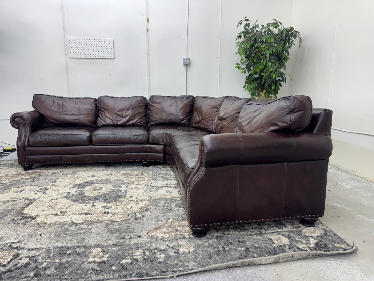 Stunning Brown Haverty’s Leather Corner Sectional Couch
