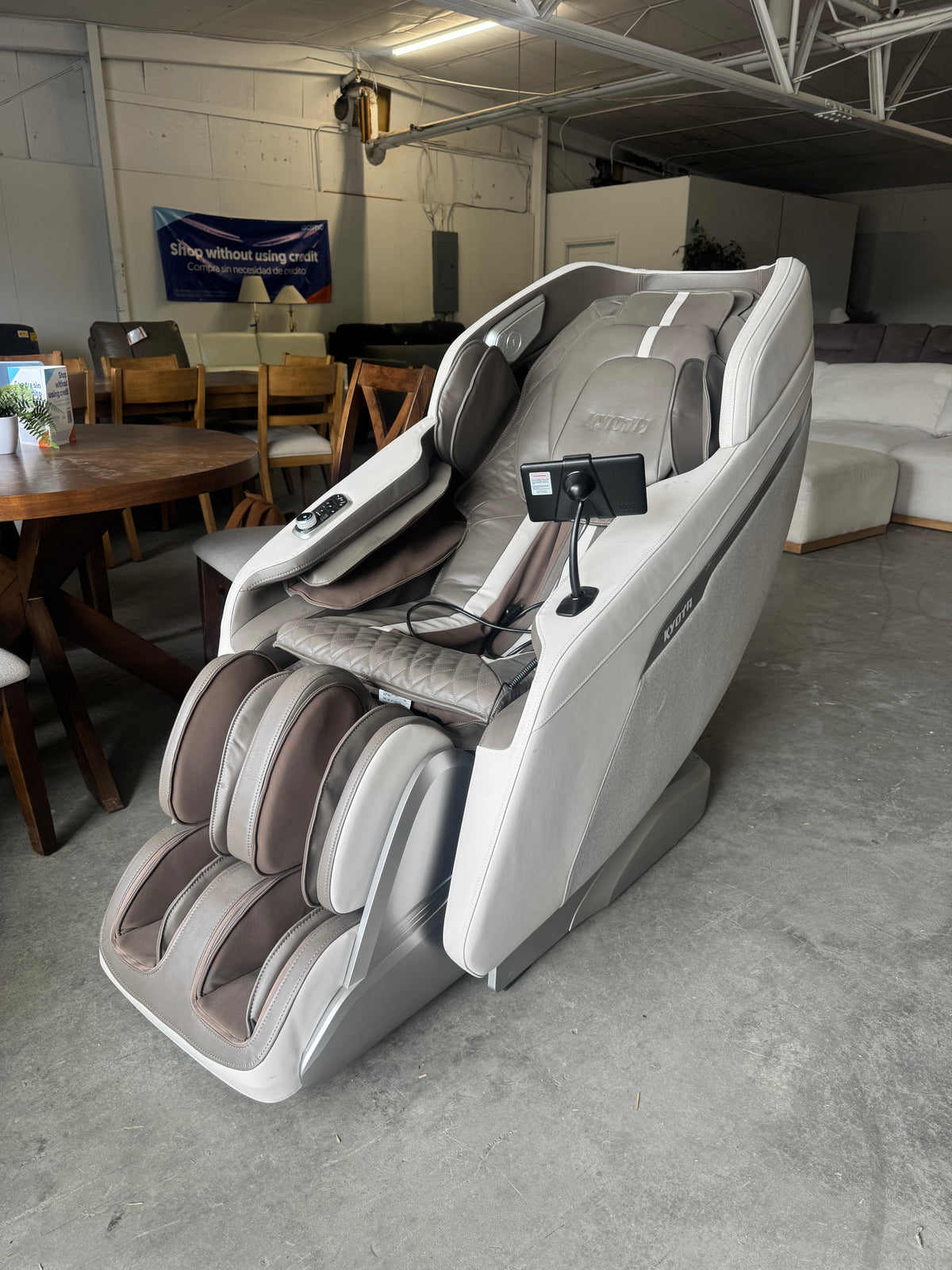 Kyota Kiyomi M698 4D Zero Gravity Massage Chair
