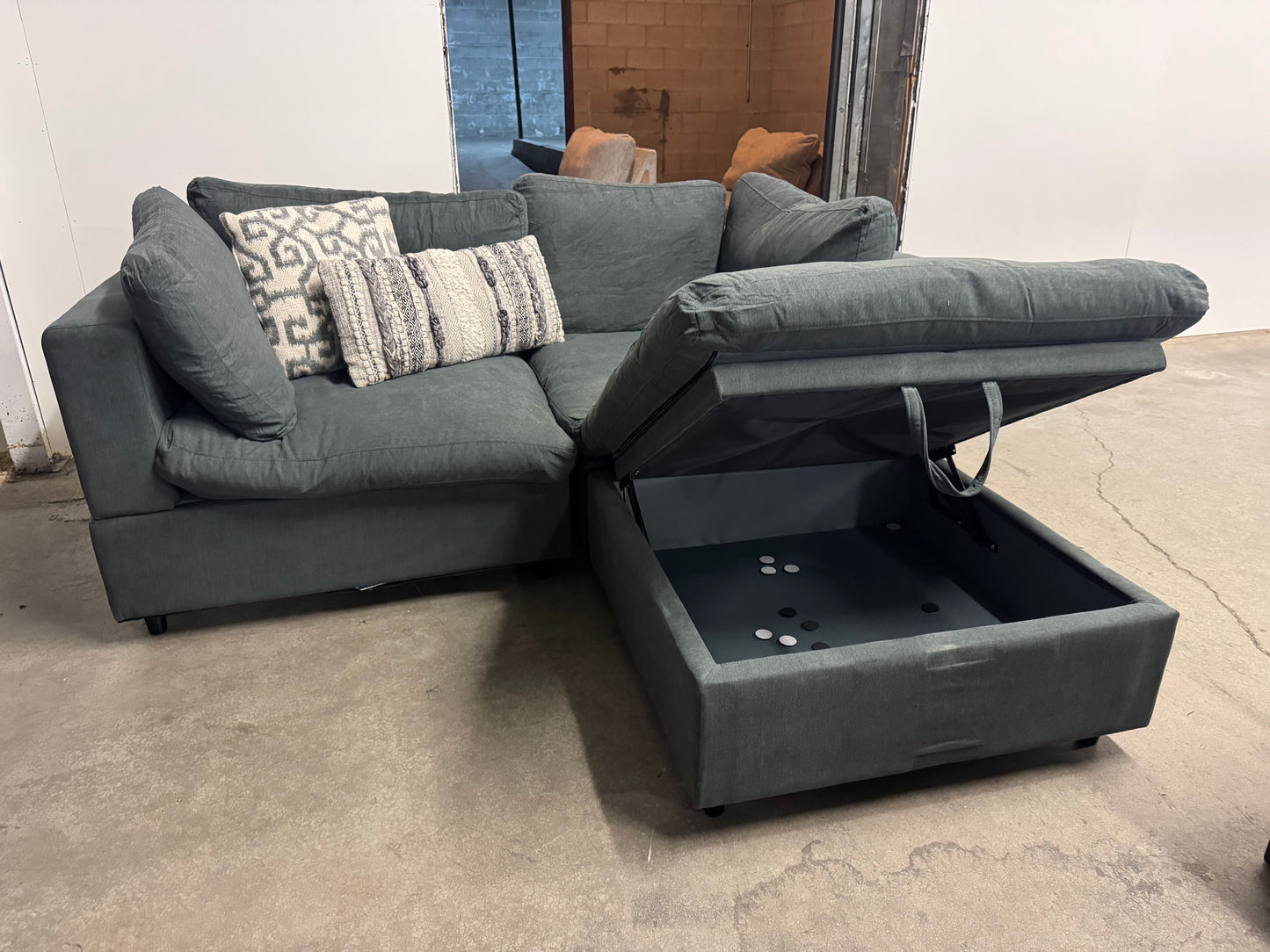 BRAND NEW Gray Modular Cloud Sofa w/ Storage Ottoman