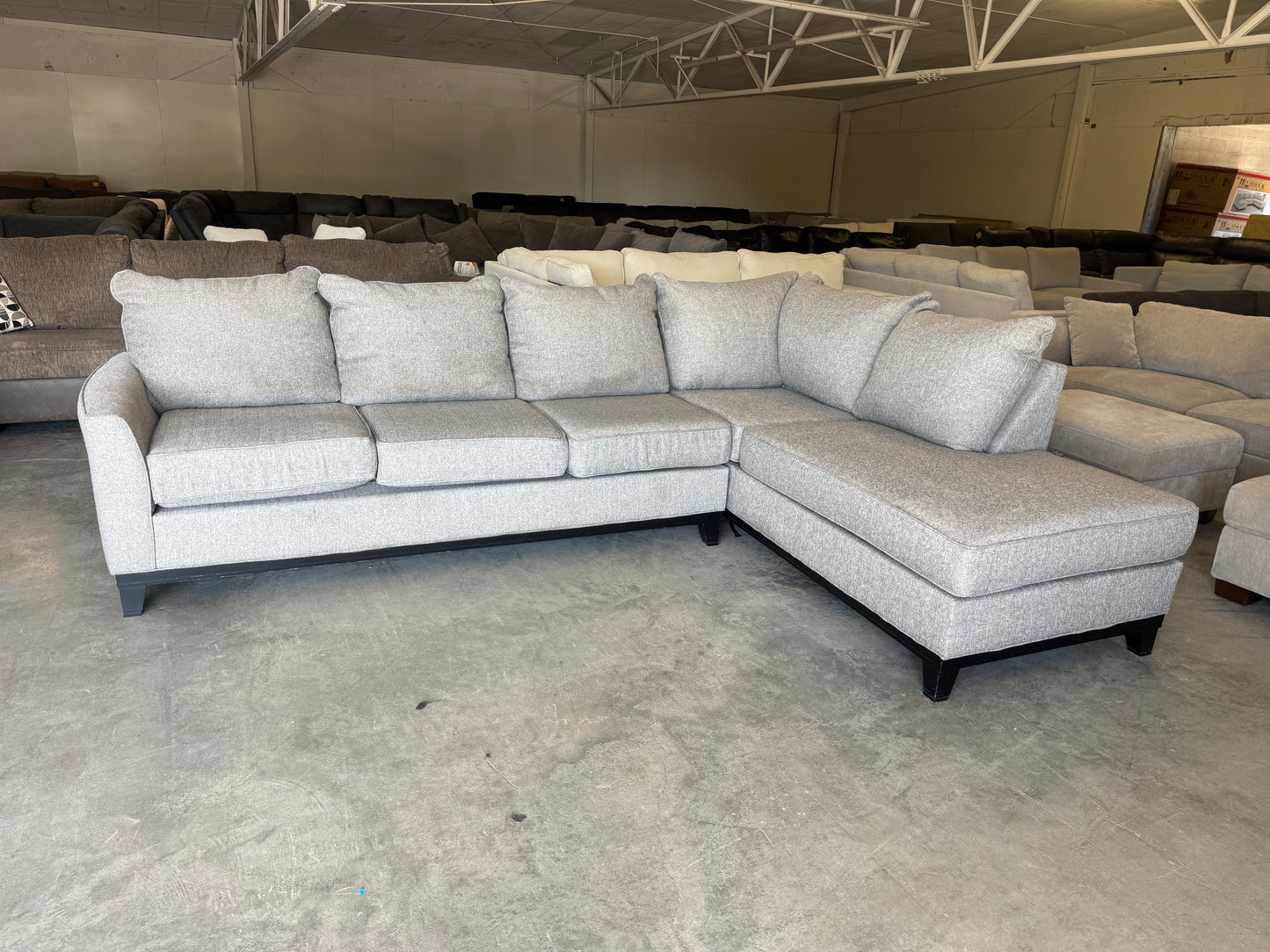 Gray Mid-Century Modern L-Shaped Sectional with Chaise Lounge