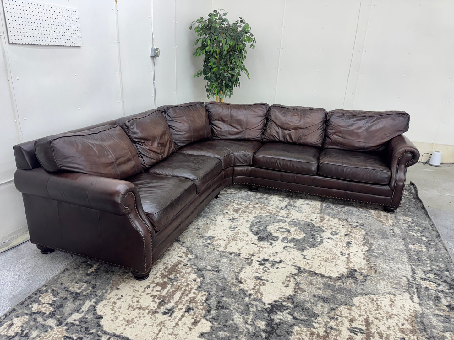 Stunning Brown Haverty’s Leather Corner Sectional Couch