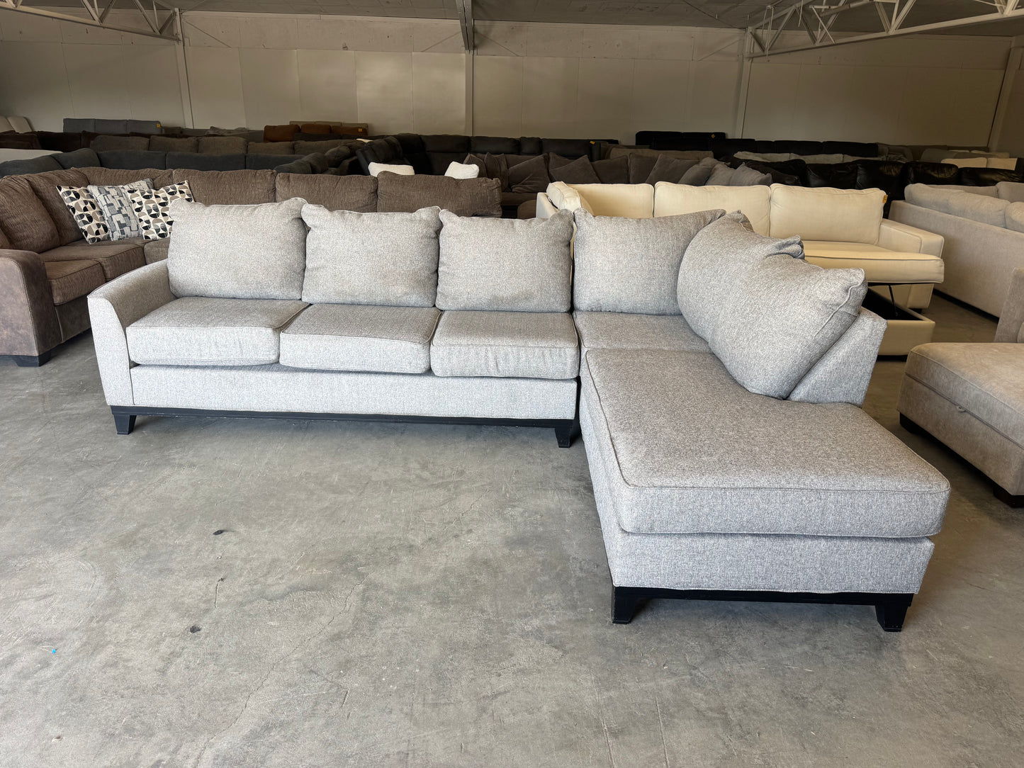 Gray Mid-Century Modern L-Shaped Sectional with Chaise Lounge