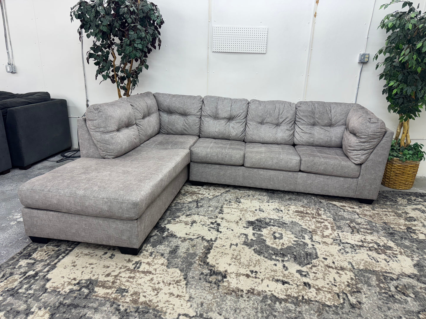 Light Gray L-Shape Sectional Sofa with Chaise