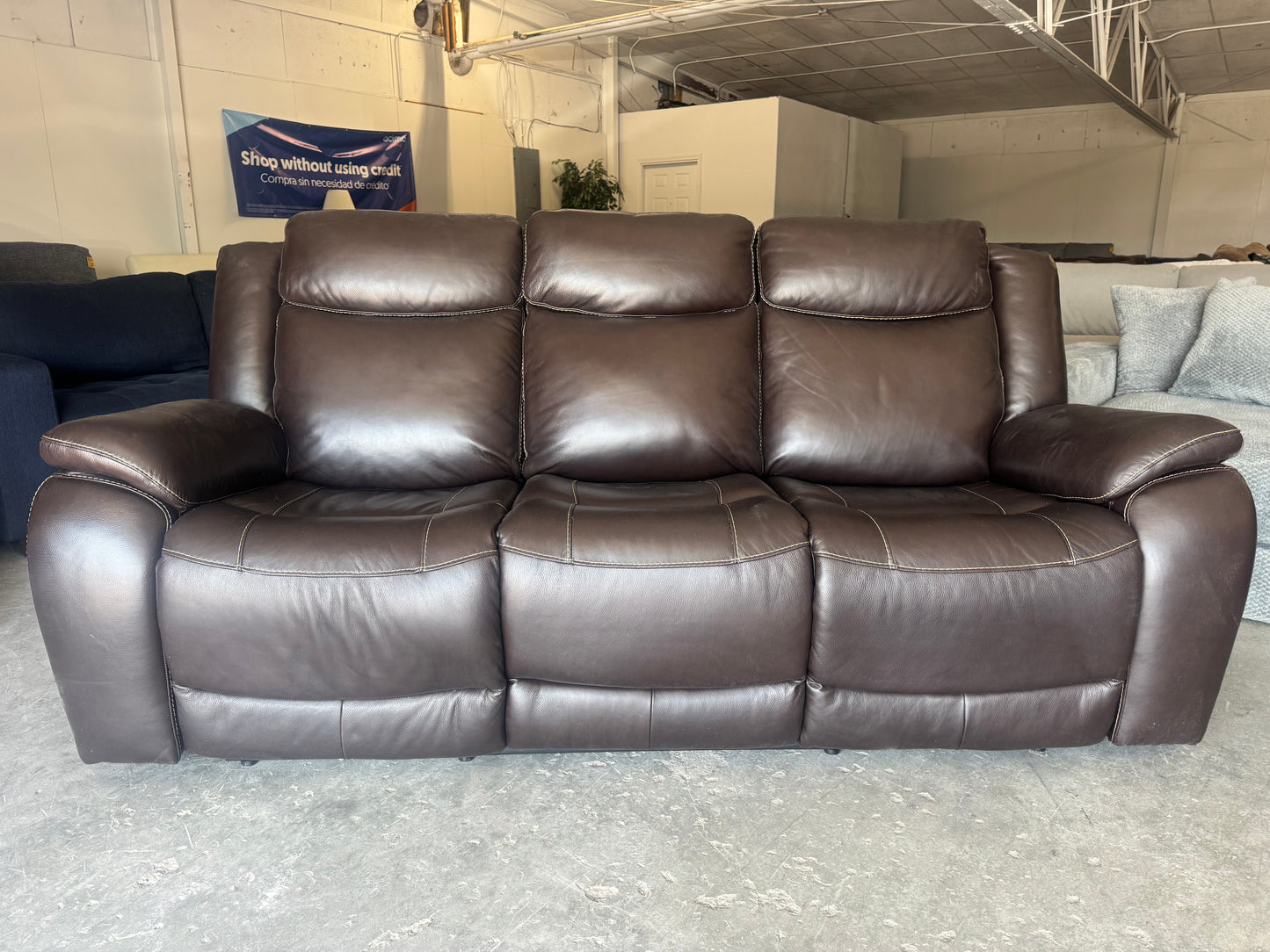 Leather Power Reclining Sofa – Gilman Creek Harvey with Power Headrests