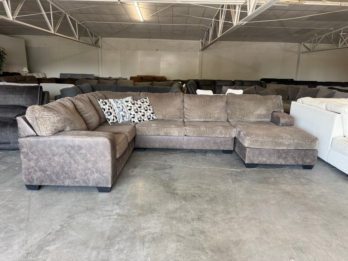 Plush Brown Two-Tone U-Shaped Sectional