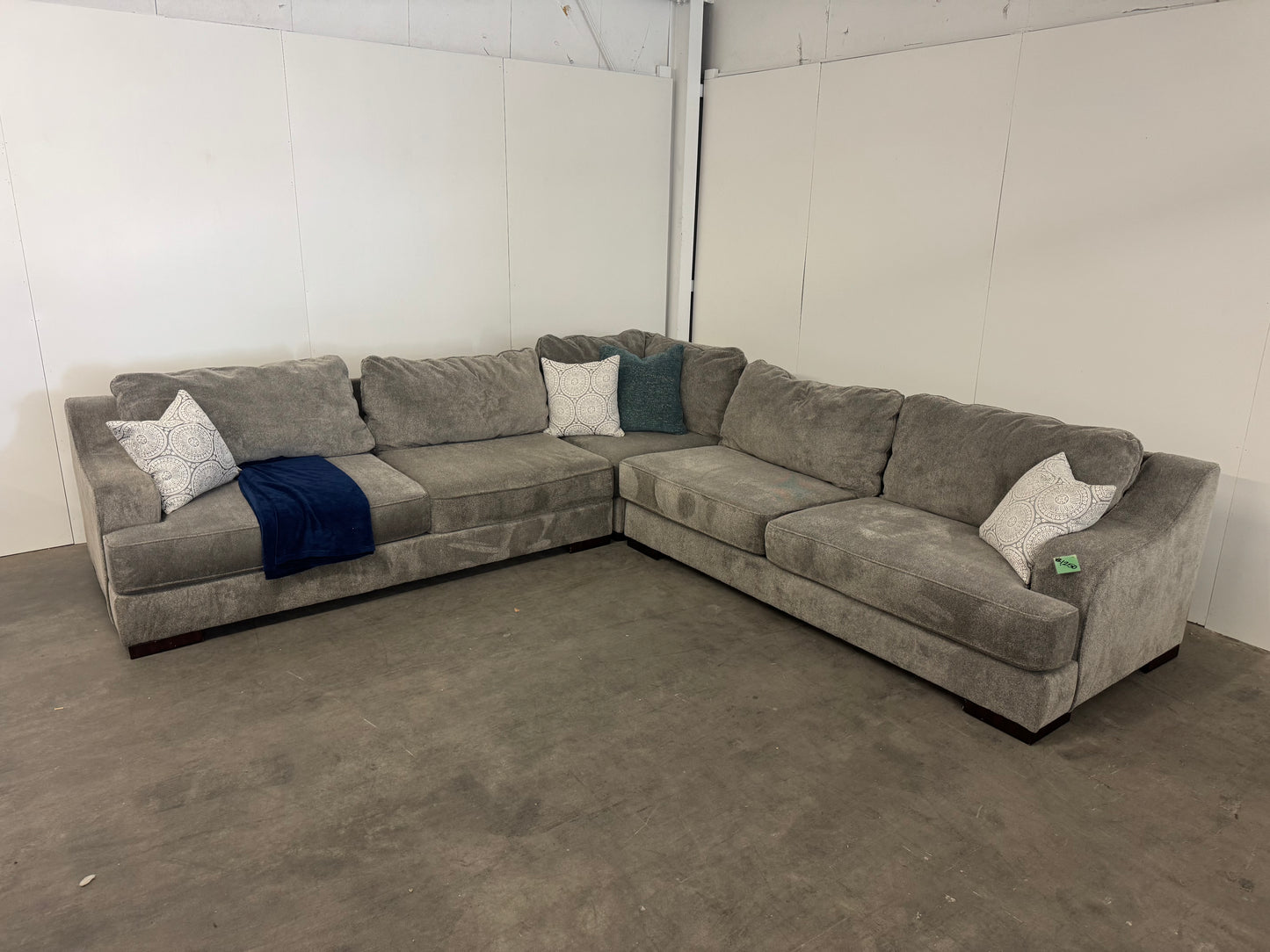 LIKE NEW Gigantic Deep-Seated Gray L Shape Sectional Sofa