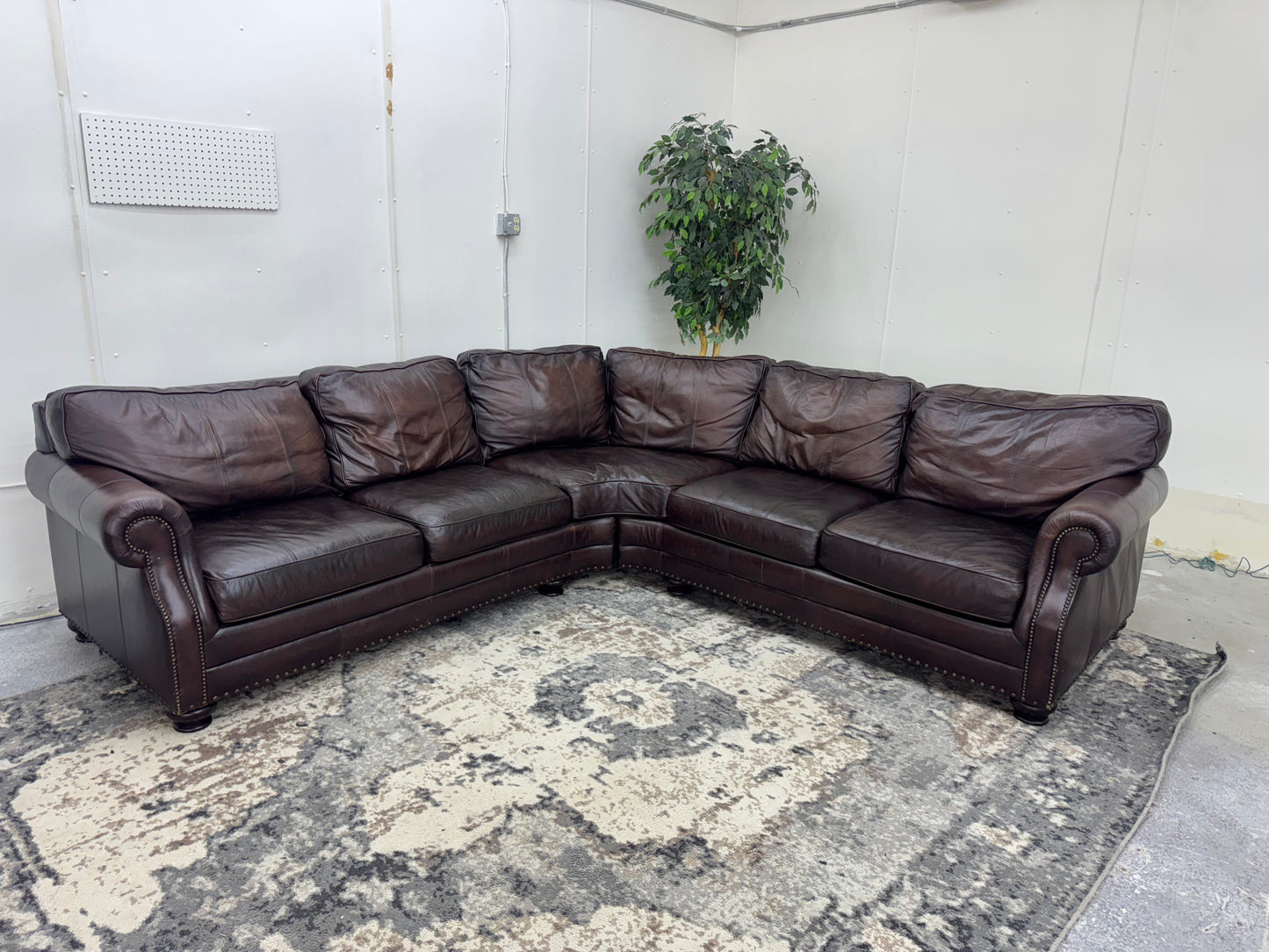 Stunning Brown Haverty’s Leather Corner Sectional Couch
