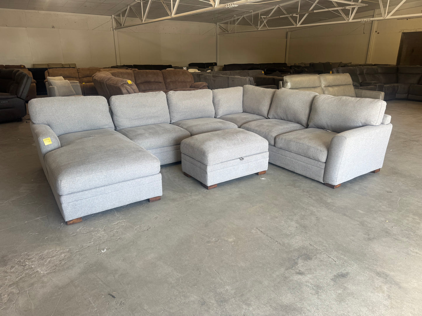 Gray U-Shaped Sectional w/ Chaise Lounge & Storage Ottoman