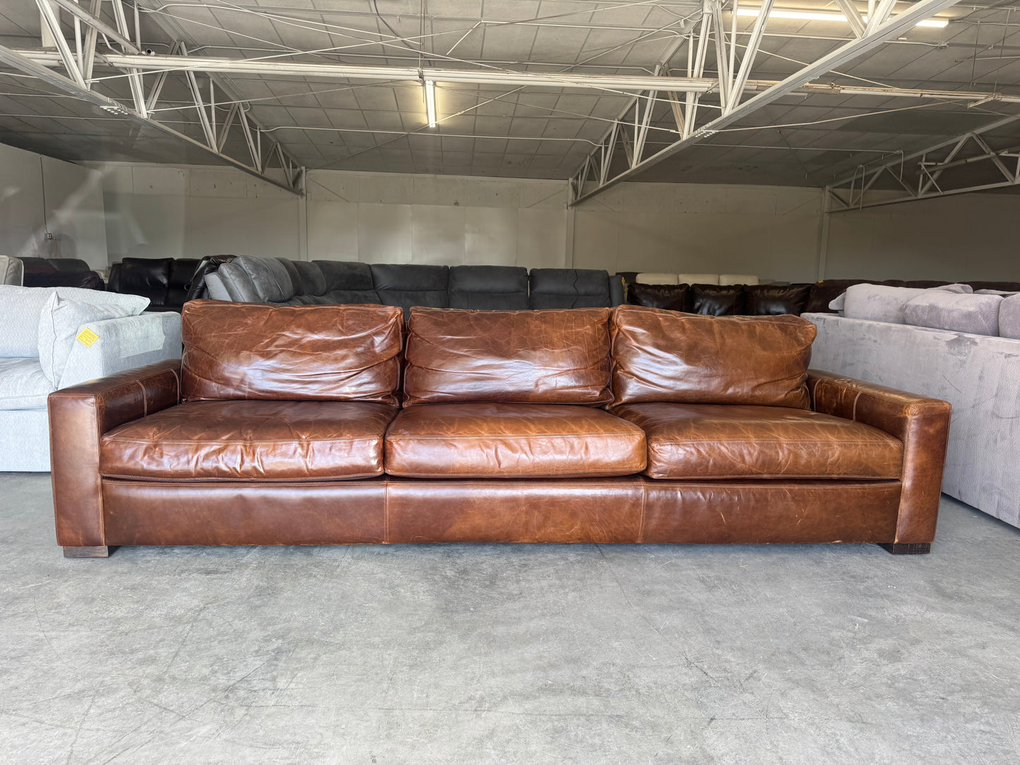 Restoration Hardware Leather Couch – RH Maxwell 3-Cushion Leather Sofa