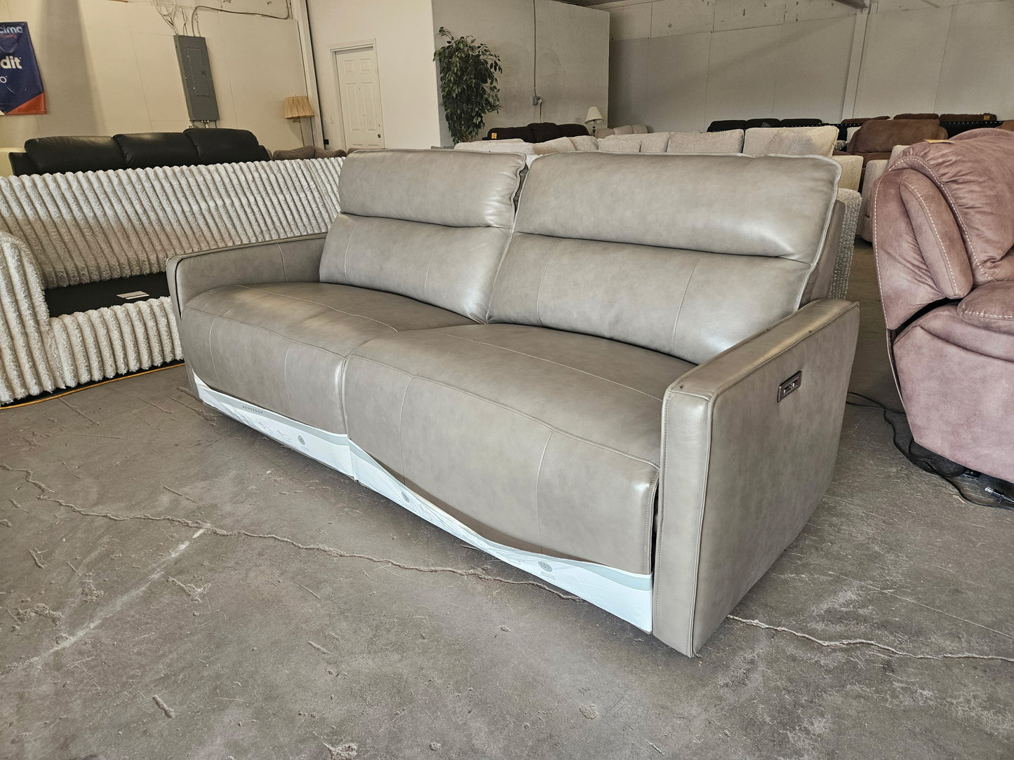 New Henredon Keira Leather Zero-Gravity Power Reclining Sofa