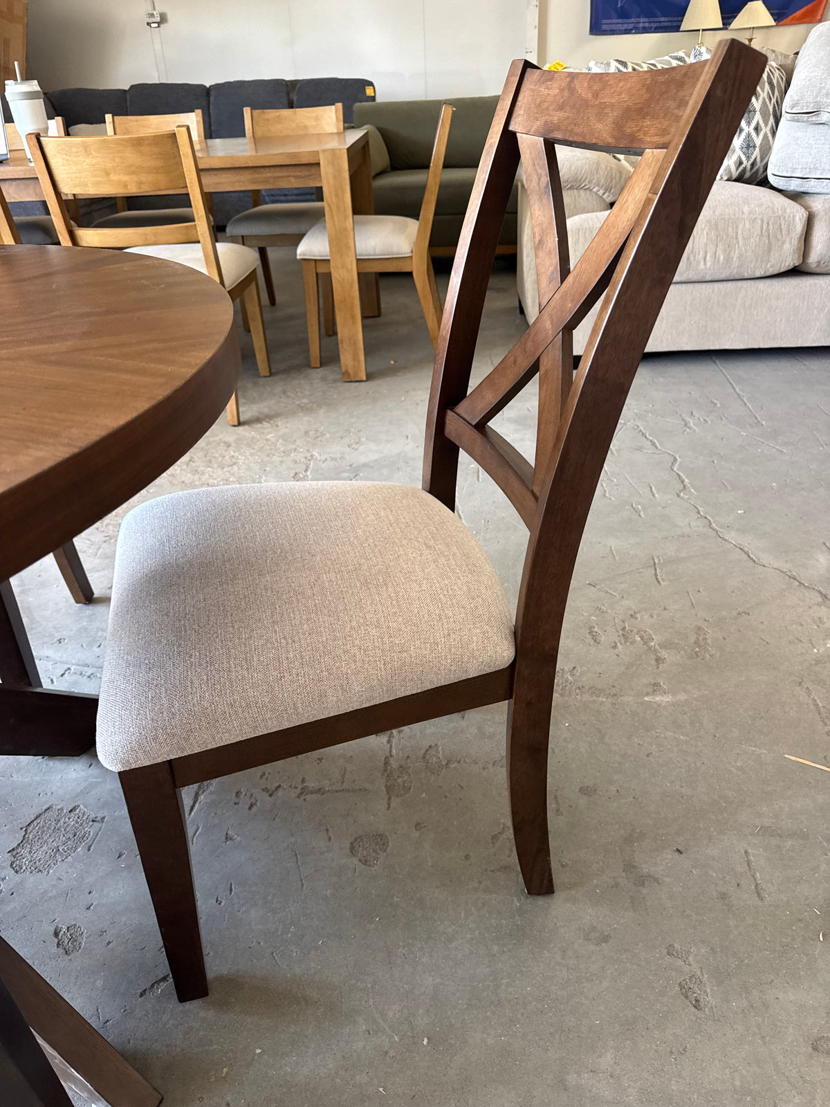 5-Piece Round Farmhouse Dining Set