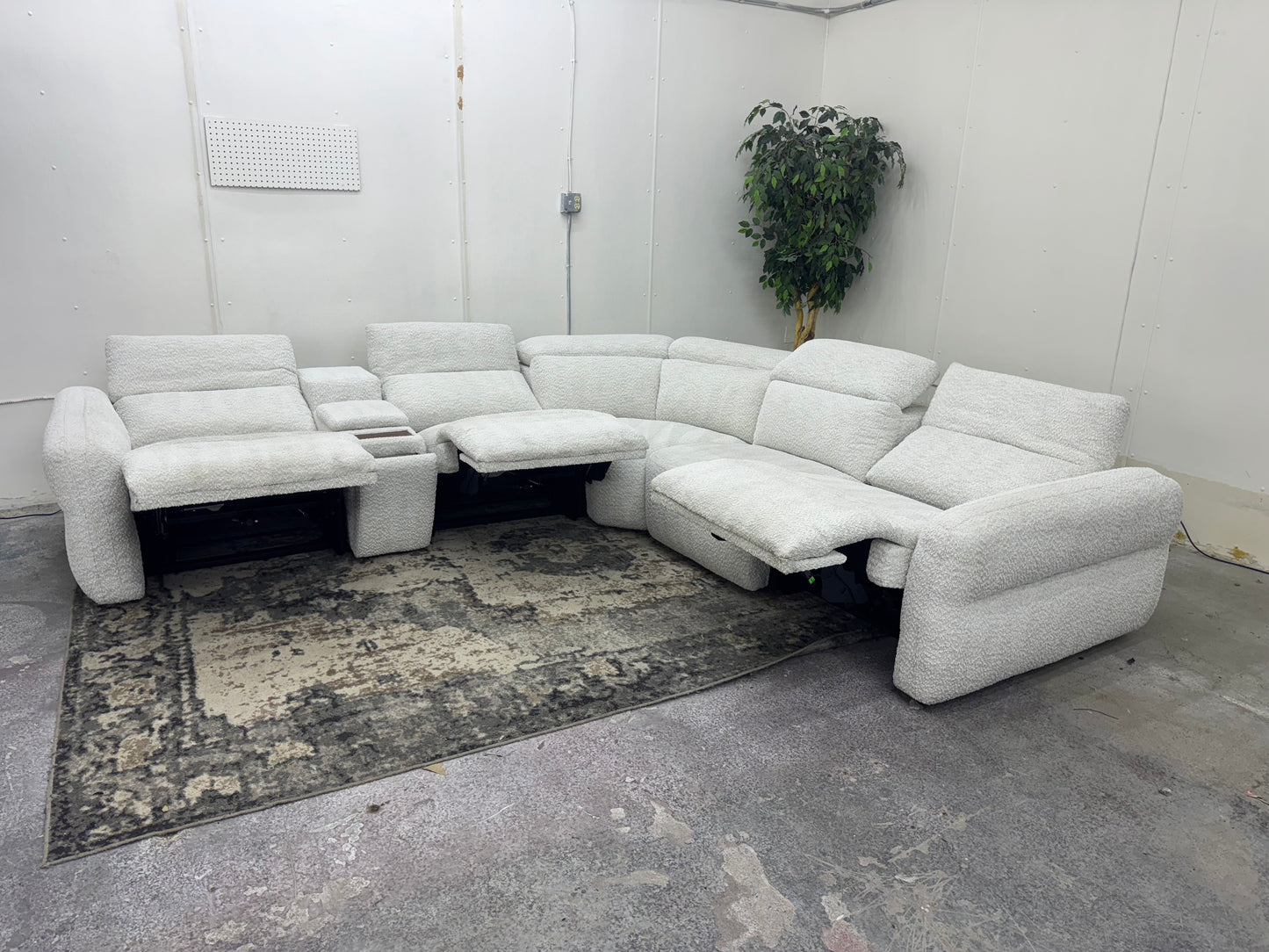 LIKE NEW Plush White 6-Piece Modular Reclining Sectional Sofa