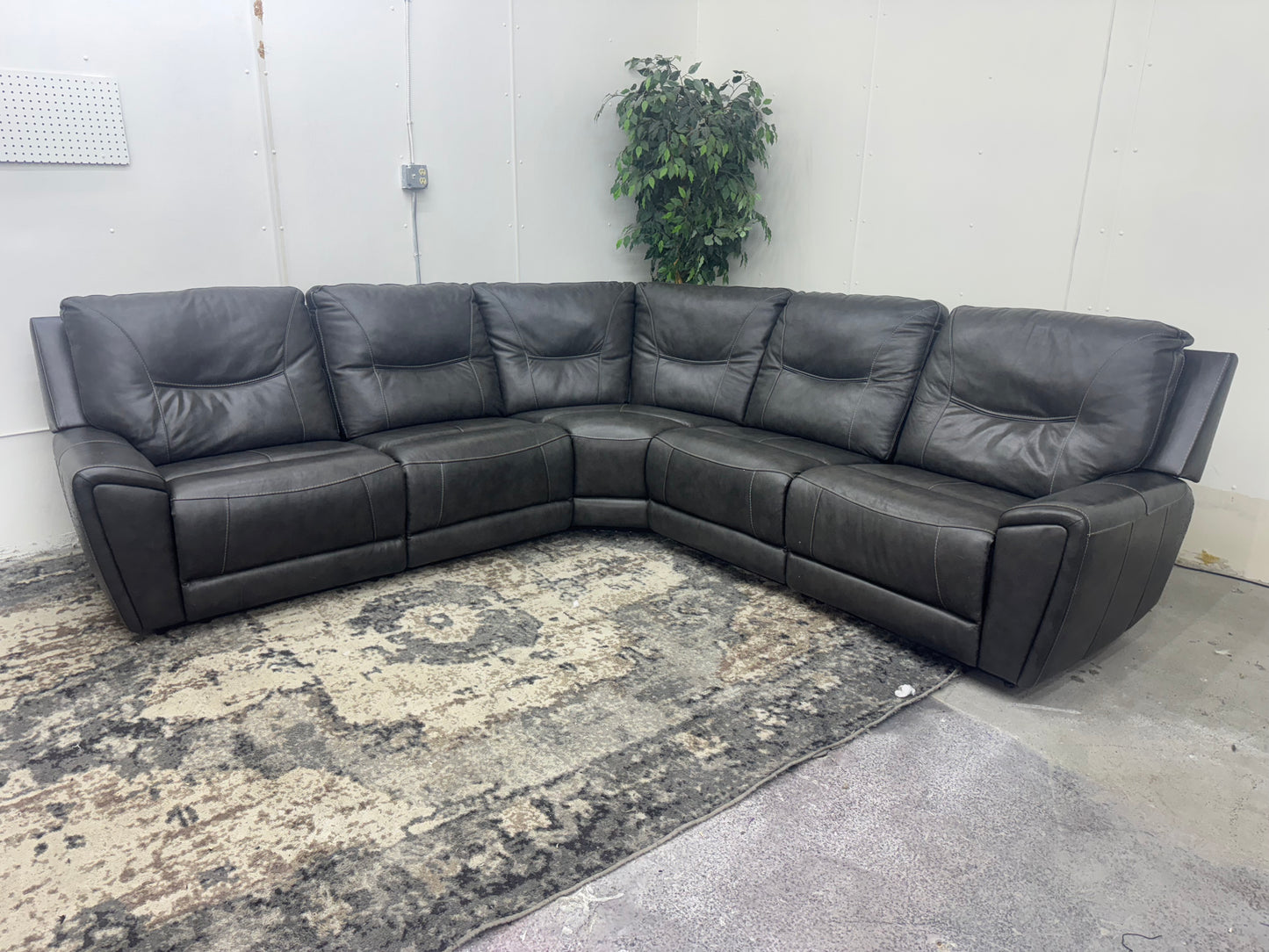Charcoal Gray 5-Piece Modular Leather Sectional w/ Dual Manual Recliners