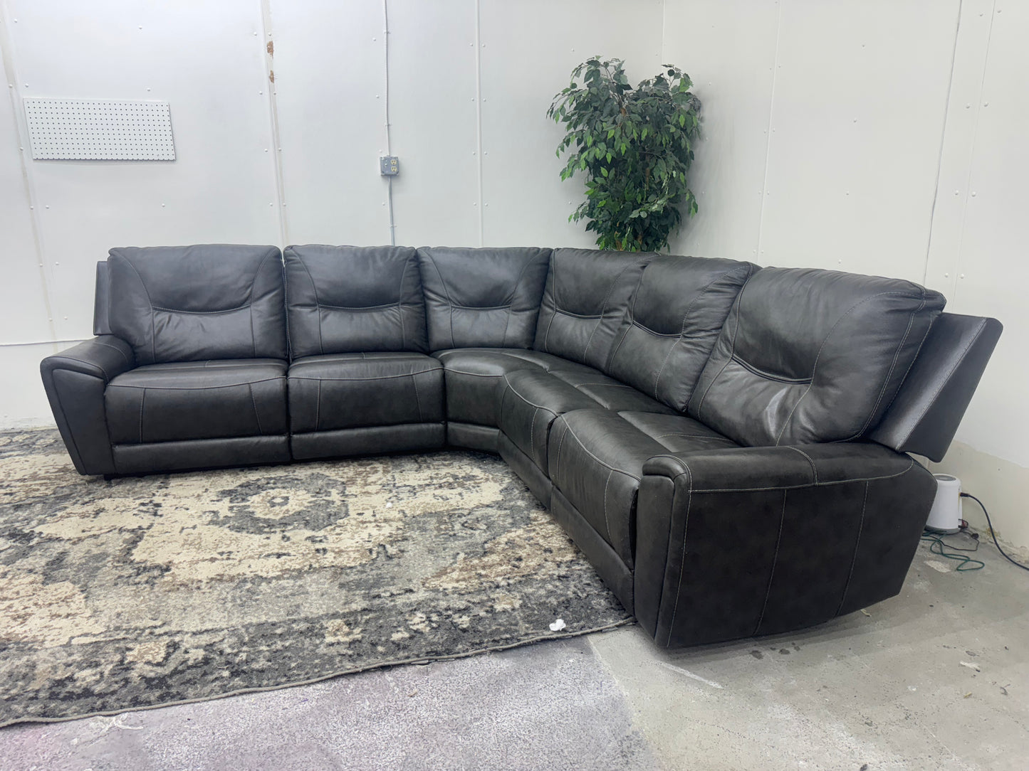 Charcoal Gray 5-Piece Modular Leather Sectional w/ Dual Manual Recliners
