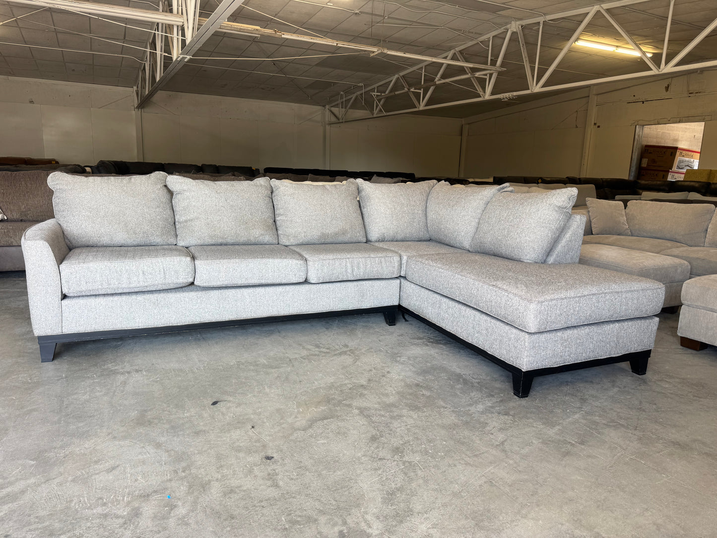 Gray Mid-Century Modern L-Shaped Sectional with Chaise Lounge