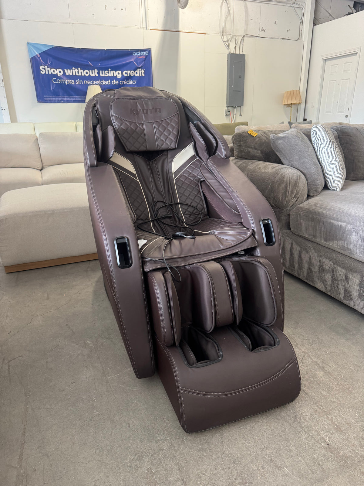 Kyota Yugana M780 4D Zero Gravity Massage Chair