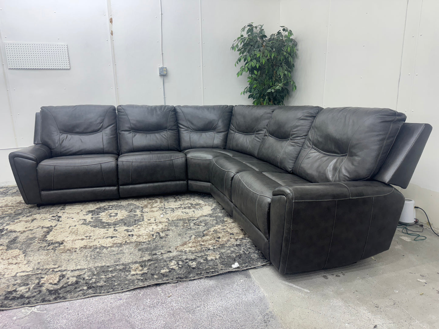 Charcoal Gray 5-Piece Modular Leather Sectional w/ Dual Manual Recliners