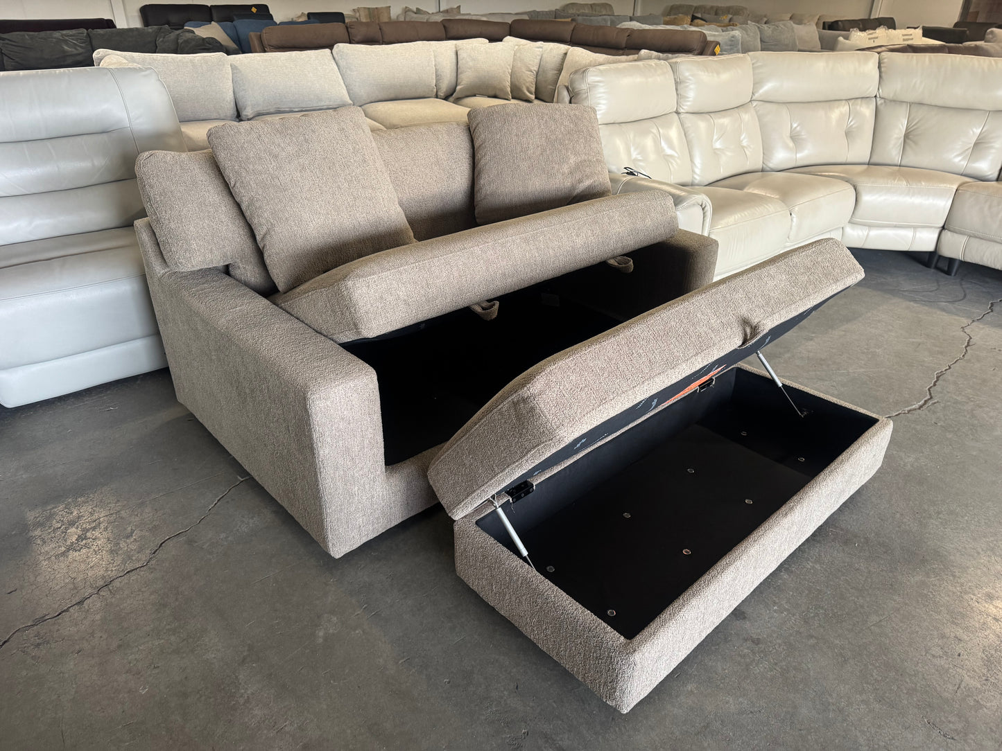 Thomasville Gilroy Oversized Storage Chair with Ottoman