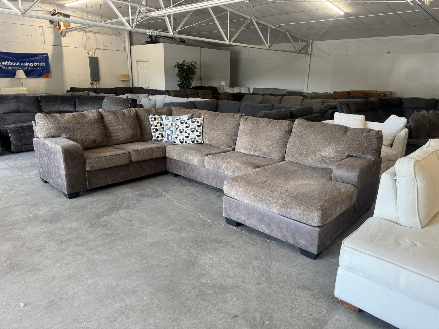 Plush Brown Two-Tone U-Shaped Sectional