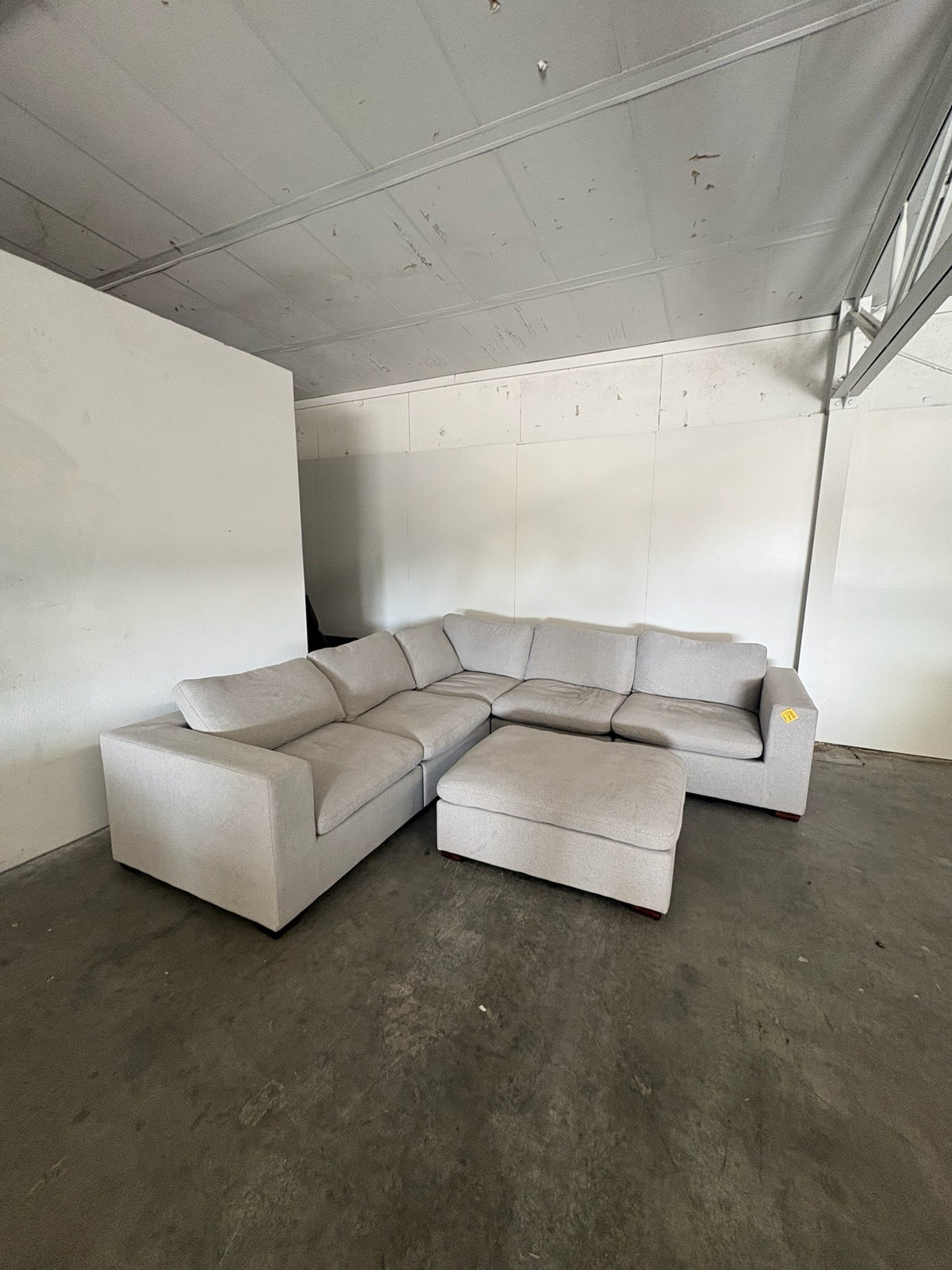 Light Gray 6 Piece Modular Sectional